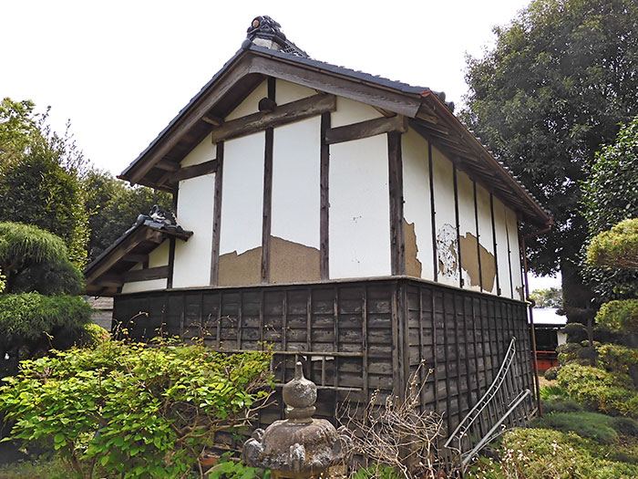 実家・蔵・倉庫に古いものが残っている